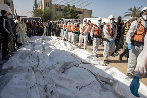 En el marco del acuerdo de alto el fuego, Israel devolvió este viernes otros 30 cuerpos a la Franja de Gaza, varios con claros signos de tortura y sin que se conozcan sus identidades, según denunció el Ministerio de Sanidad gazatí en un comunicado.
