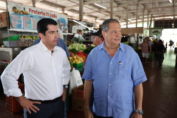 Merca Panamá revisa proyectos con Secretaría de Metas.