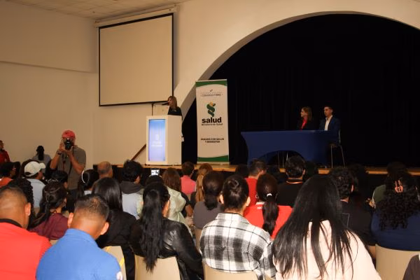 MINSA prepara a funcionarios para responder a emergencias sicosocial.