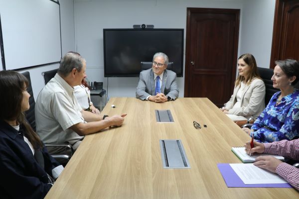 Visita de cortesía de la Embajadora de Argentina y OPS