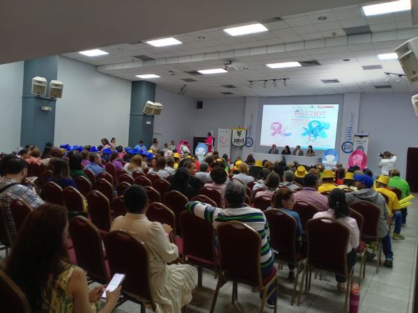 Lanzan concurso de prevención del cáncer.