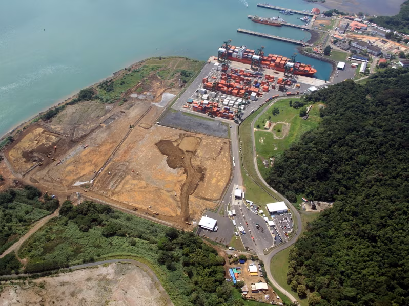 Gobierno expropia terreno en Isla Margarita.