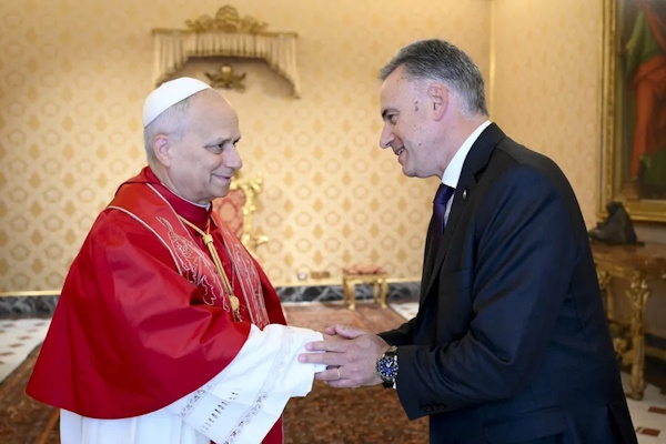 El presidente de Uruguay, Yamandú Orsi, afirmó que el papa León XIV le manifestó “su intención” de visitar Uruguay en el próximo año y quizá también Argentina, como el viaje que había previsto Francisco y que nunca se llegó a concretar.