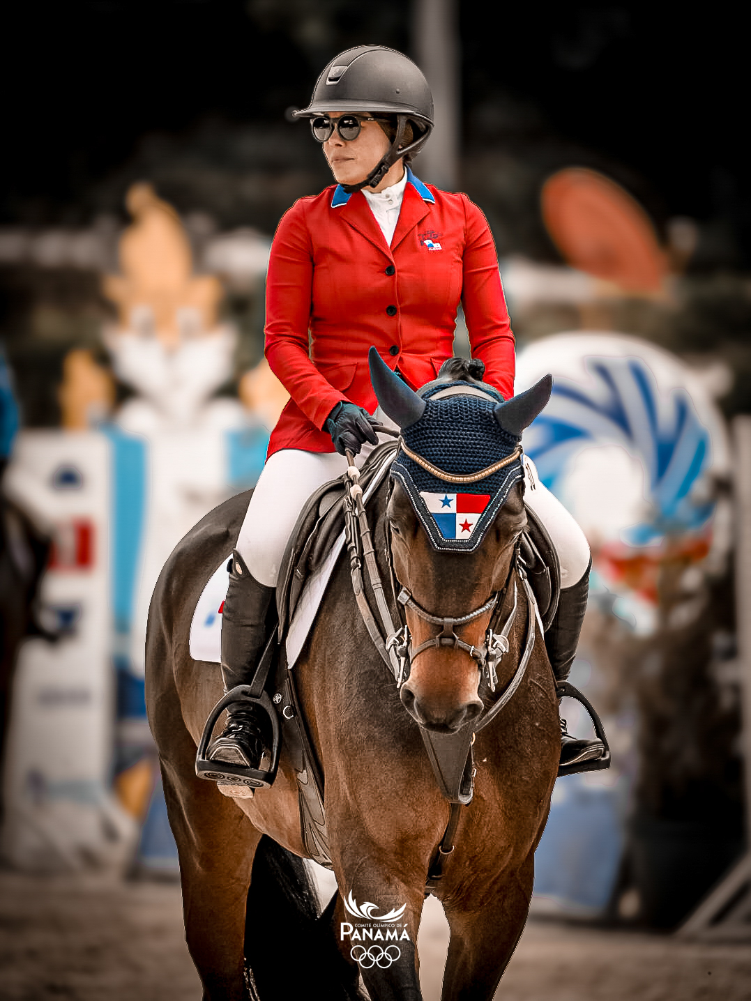La atleta panameña Clotilde Lewis montada en su caballo donde gana medalla de oro en Guatemala 2025