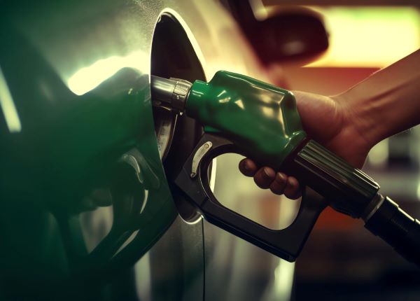 Buscan obligar uso de bioetanol en la gasolina.