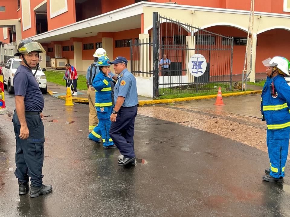 El Benemérito Cuerpo de Bomberos de la República de Panamá informa que, en horas de la mañana de hoy, unidades especializadas respondieron a una emergencia reportada en el área de Hemodiálisis del Hospital Santo Tomás, donde se alertó sobre la posible presencia de un gas irritante.