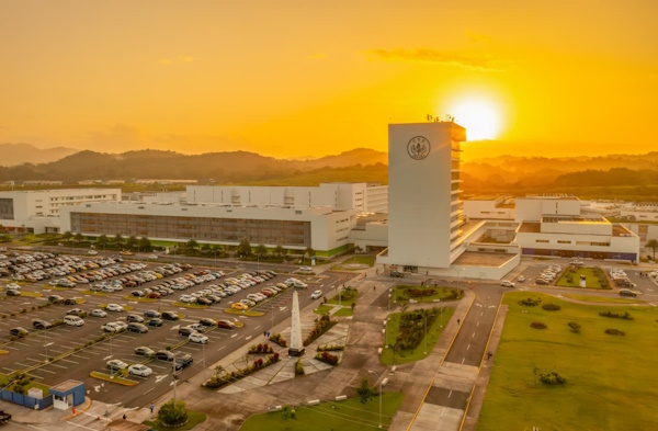 A partir de este lunes 17 de noviembre, el Programa de Diálisis Peritoneal y la colocación de catéteres transitorios y permanentes se trasladarán desde el Complejo Hospitalario (CSS), hacia su nueva sede en el Instituto Nefrológico de la Ciudad de la Salud.