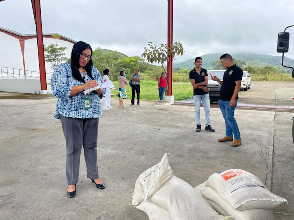 El MIDA de Coclé, efectuó la segunda entrega de insumos agrícolas a 17 escuelas de la provincia, como parte del programa interinstitucional MIDA–MEDUCA–Caja de Ahorros.