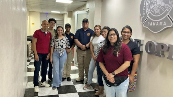 Estudiantes de la Licenciatura en Ingeniería en Seguridad Industrial e Higiene Ocupacional de la Facultad de Ingeniería Industrial de la UTP, participaron de un conversatorio enfocado al fortalecimiento de sus conocimientos en la materia Manejo de Emergencias y Contingencias.