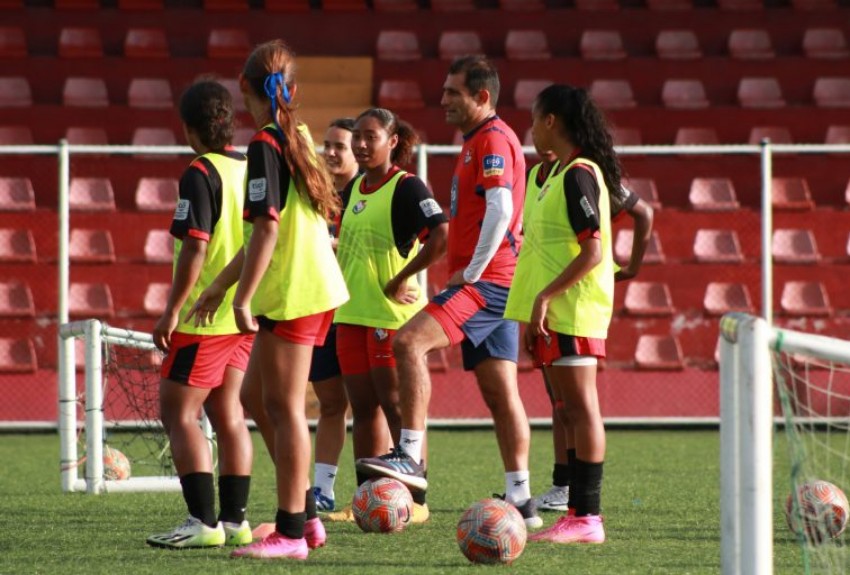 Panamá se prepara para competir en Torneo Femenino UNCAF