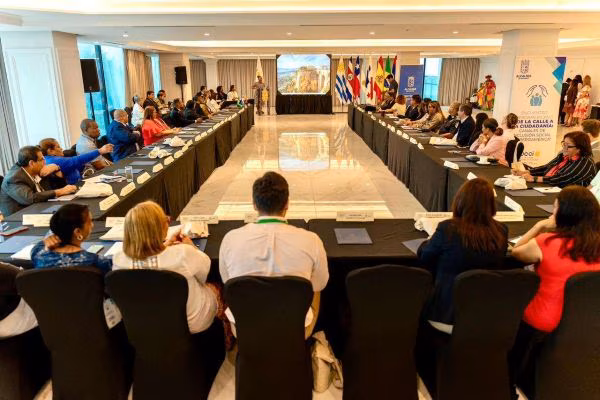 La Ciudad de Panamá es la sede del encuentro, "De la Calle a la Ciudadanía: Canales de Inclusión Social", convocado por la Unión de Ciudades Capitales Iberoamericanas (UCCI), la Municipalidad de Madrid, España y la Alcaldía de Panamá.