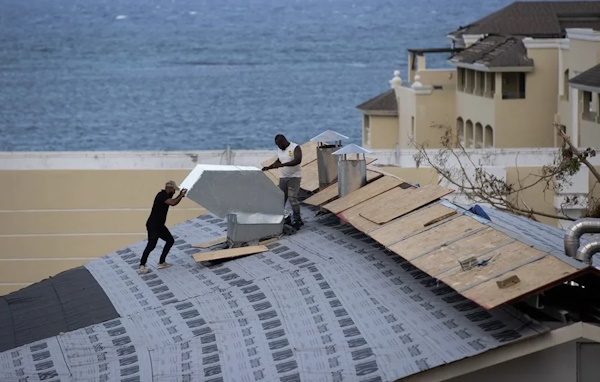 El turismo en Jamaica lucha por recuperarse de la destrucción del huracán Melissa, y en Montego Bay, una de las zonas turísticas de la isla, cuya economía depende de este sector, se arreglan muchos hoteles.