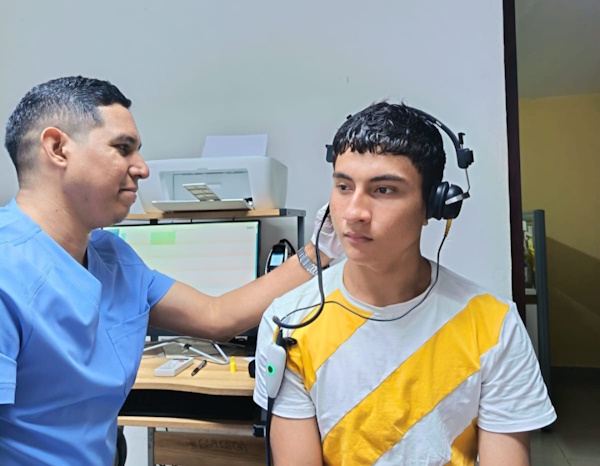 El IPHE desarrolló recientemente, en su sede de Veraguas, una jornada de evaluaciones auditivas dirigida a 15 alumnos del programa de Carreras Técnicas Intermedias (CTI).