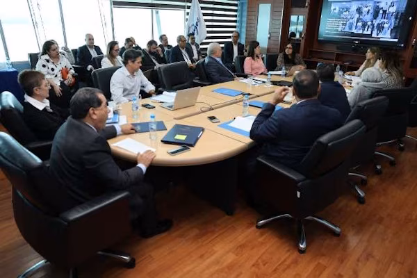 La Junta Directiva de Tocumen S.A. aprobó el proyecto de modernización y reordenamiento de bandas y equipos de inspección en las terminales 1 y 2 del Aeropuerto Internacional de Tocumen, el cual fue presentado por la directora general de Aduanas de Panamá, Soraya Valdivieso.