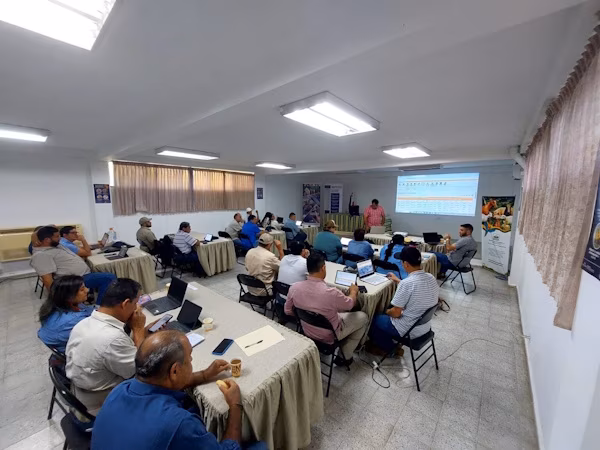 El MIDA efectuaron una reunión con los coordinadores regionales, puntos de soporte y médicos veterinarios de las Coordinaciones Regionales de Salud Animal de Coclé, Chiriquí, Herrera, Los Santos y Veraguas, con el fin de dar continuidad a la implementación del sistema de trazabilidad en el sector acuícola.