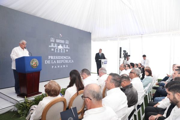 El presidente Mulino resaltó el respaldo de Moody’s a Panamá, el aumento de ingresos tributarios y el crecimiento de exportaciones, además de la reactivación laboral en Bocas del Toro.