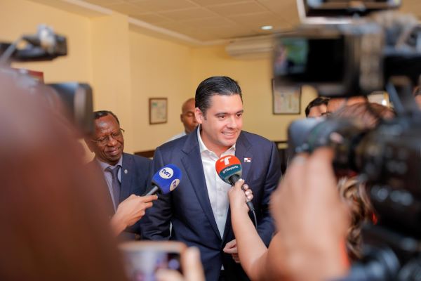 Amplían secuestro de bienes del exvicepresidente Gabriel Carrizo.