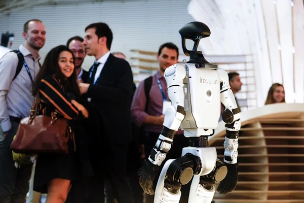 La robótica está llegando a su mayor punto de inflexión en dos décadas, con un acelerado empujón estos últimos dos años gracias a la inteligencia artificial (IA).