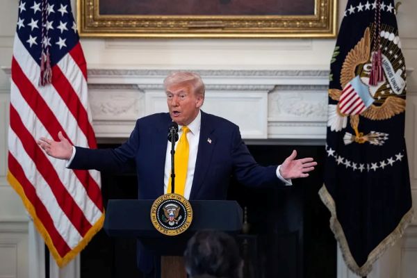 Trump afirmó que podría haber conversaciones con Maduro tras la designación del Cartel de los Soles como organización terrorista.