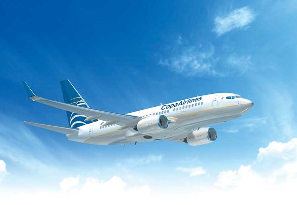 Copa Airlines anunció este jueves la suspensión temporal de sus vuelos desde y hacia Caracas, Venezuela, correspondientes a los días 4 y 5 de diciembre de 2025, como medida preventiva tras detectarse intermitencias en un sistema de navegación durante operaciones recientes.