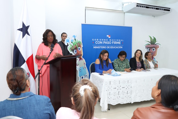 El MEDUCA de Panamá, efectuó el Lanzamiento de Escuela para Padres “Escuchar para Sanar”, el cual se realizará del 2 al 5 de diciembre de forma presencial, en cada centro educativo de las 16 regiones educativas del país.