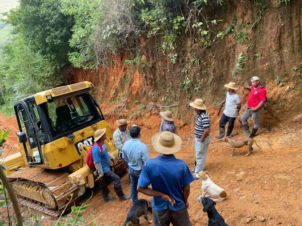 Más de 120 productores locales serán beneficiados, después que, el MIDA de Coclé, comenzara las mejoras de las zonas agropecuarias de la comunidad de Ojo de Agua, corregimiento de Las Lomas, distrito de La Pintada.