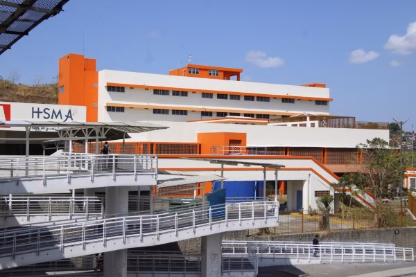 Hospital San Miguel Arcángel de Panamá (HSMA) celebró 27 años al servicio de la salud de la población panameña.