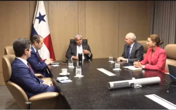 Mulino reitera posición de Panamá ante situación de Venezuela.