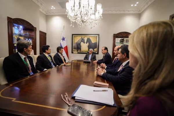 Encuentros reafirman agenda de Panamá en la región.
