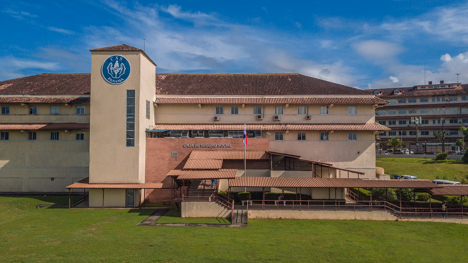 CSS anuncia ahorro en compra de medicamentos.