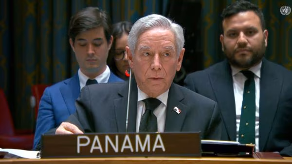 Embajador de Panamá ante la ONU presenta postura de Panamá.