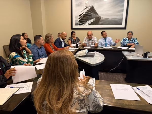 El MEDUCA de Panamá desarrolla, por primera vez, pruebas de suficiencia académica como parte de una estrategia encaminada a facilitar la reintegración de niños, jóvenes y adultos al sistema educativo, permitiendo su ubicación conforme con el nivel de conocimientos y competencias adquiridas.