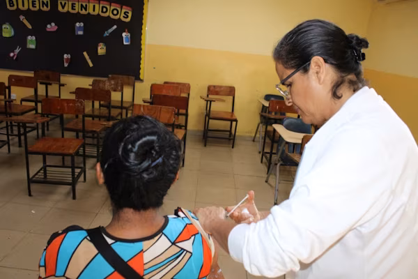 La Región de Salud de Panamá Oeste, con miras a fortalecer el acceso a los servicios de salud en las comunidades, llevó a cabo recientemente, una gira de atención integral en la comunidad de Valle del Sol, distrito de Arraiján.