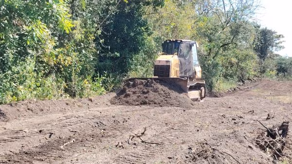 Habilitan camino de producción.