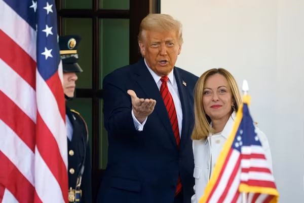 Roma, (EFE).- La primera ministra italiana, Giorgia Meloni, aseguró este martes que “la amistad consiste en decir lo que uno piensa incluso cuando no se está de acuerdo”, en respuesta a las recientes críticas del presidente estadounidense, Donald Trump.