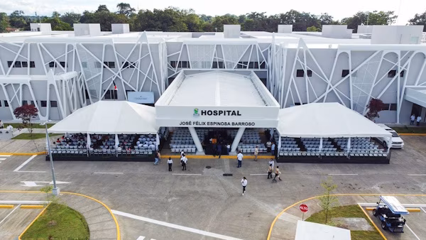 En los próximos meses, el Hospital José Félix Espinosa Barroso (HJFEB) de Bugaba, provincia de Chiriquí, ampliará de manera significativa su capacidad de atención, al integrar los servicios de: medicina interna, pediatría, gineco-obstetricia y cirugía ortopédica, según dio a conocer, el Dr. César Vega, subdirector médico de la instalación.