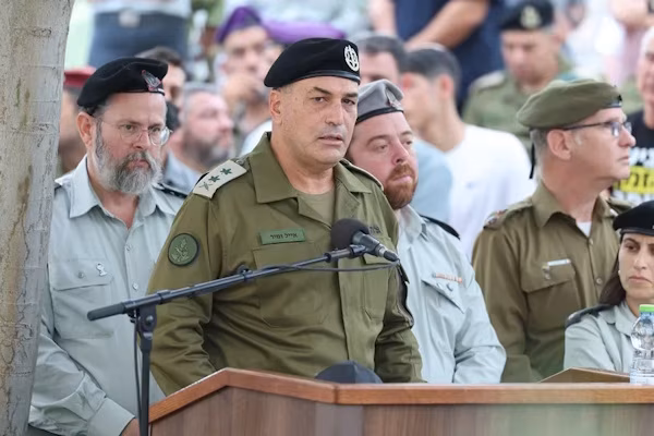 Jerusalén (EFE).- El jefe del Estado Mayor de Israel, Eyal Zamir, aseguró en unas declaraciones difundidas este miércoles, que el Ejército mantiene un alto nivel de preparación y está listo para reanudar “de inmediato y con contundencia” las operaciones militares “en todos los frentes”.