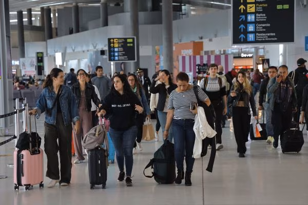 Incidente en Puente de Las Américas no efecto el servicio.