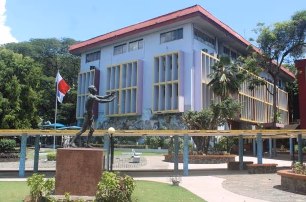 UP es la mejor Universidad del país.