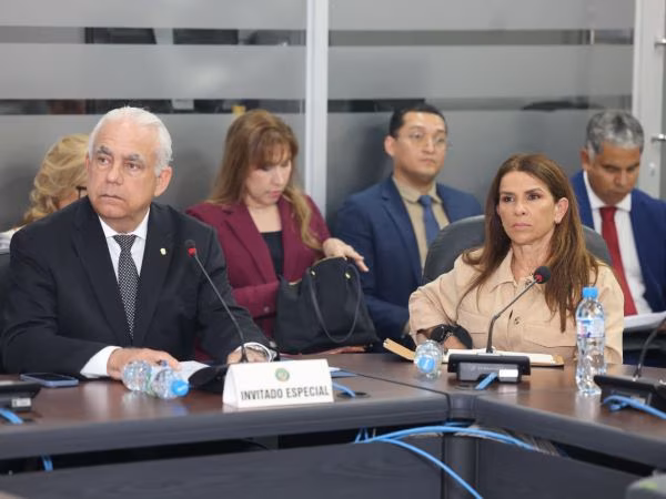 Crédito beneficia a productores.