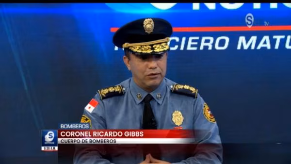 El Benemérito Cuerpo de Bomberos de la República de Panamá atendió 385 emergencias a nivel nacional durante las últimas 72 horas, informó el coronel Ricardo Gibbs durante una entrevista televisiva. Entre los casos reportados destacan 173 emergencias relacionadas con abejas africanizadas, convirtiéndose en el incidente con mayor cantidad de reportes durante el fin de semana. También se atendieron 32 accidentes de tránsito, 20 incendios de masa vegetal, 12 incendios de basura, ocho incendios estructurales y cuatro vehículos incendiados.