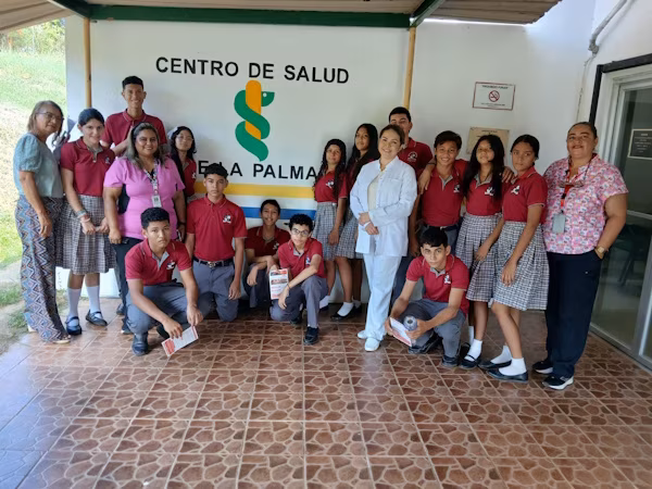 La Región de Salud de Los Santos del Ministerio de Salud (MINSA), por medio del equipo de Promoción de la Salud, desarrolló una jornada educativa "Juventud Libre de Tabaco" enfocada a estudiantes de noveno grado del Instituto Carlos M. Ballesteros, en La Palma de Las Tablas.