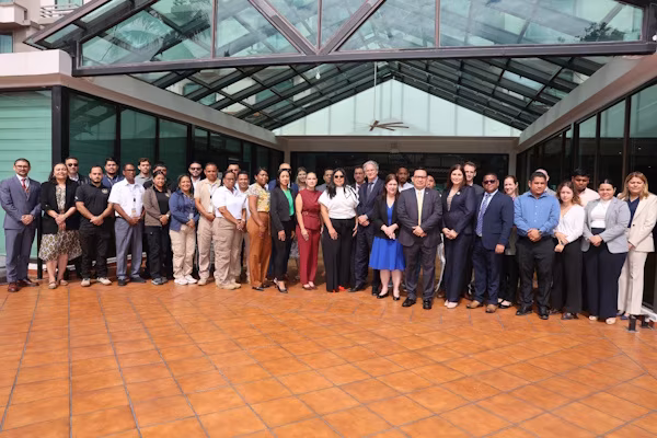 Del 9 al 12 de junio se estará llevando a cabo en Panamá, un entrenamiento respecto a la Gestión de Riesgos y Corrupción en tráfico Marítimo de Contenedores, a cargo de especialistas en este tema y en donde participan colaboradores de la Autoridad Nacional de Aduanas de Panamá (ANA) y otras entidades.