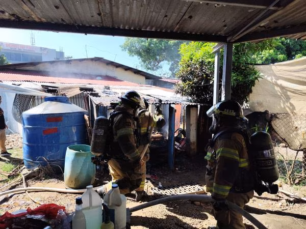 Bomberos atienden 282 emergencias.
