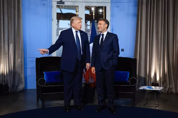 Évian (Francia) (EFE).- El presidente de Estados Unidos, Donald Trump, afirmó este lunes que “tal vez” sea posible “hacer algo” para avanzar hacia una solución de la guerra en Ucrania, y aseguró que tanto sus homólogos ruso como ucraniano, Vladímir Putin y Volodímir Zelenski, están “abiertos a ello”.