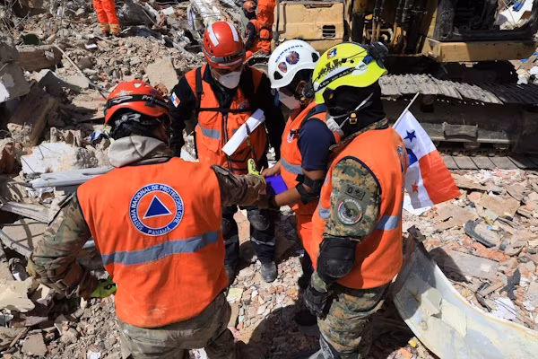 El Equipo de Búsqueda y Rescate Urbano (USAR, por sus siglas en inglés Urban Search and Rescue) del Benemérito Cuerpo de Bomberos de la República de Panamá (BCBRP) permanece desarrollando operaciones en las zonas afectadas por el reciente terremoto en la República Bolivariana de Venezuela, como parte del esfuerzo internacional de respuesta a esta emergencia.