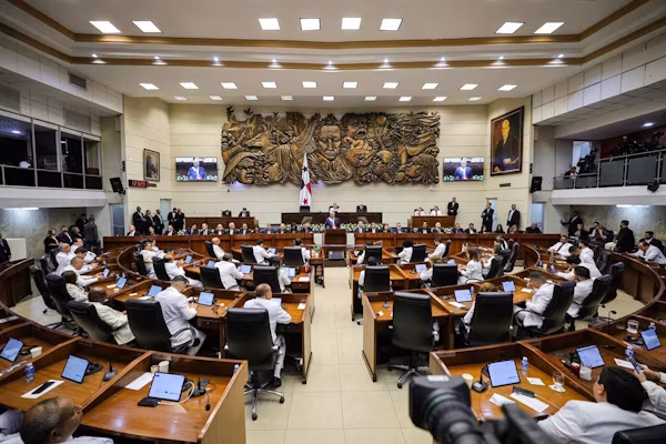 Después de dos años de administración en los que se ha conseguido ordenar las finanzas del Estado y se ha restaurado el buen nombre de Panamá en el escenario internacional, el presidente de la República de Panamá, José Raúl Mulino, anunció ante el país, el comienzo de la ejecución de obras a nivel nacional que ya dinamizan la economía y generarán miles de empleos.