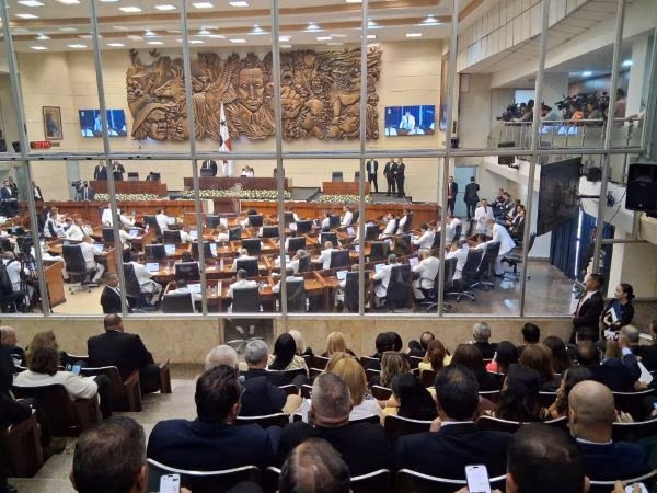 Aún no hay acuerdo para la formación de las comisiones.
