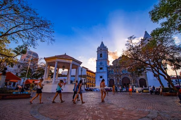 Agenda cultural en el Casco Antiguo este fin de semana.