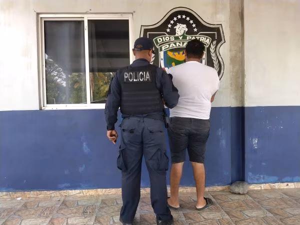 Durante el operativo fue localizado el vehículo presuntamente utilizado en el ataque.